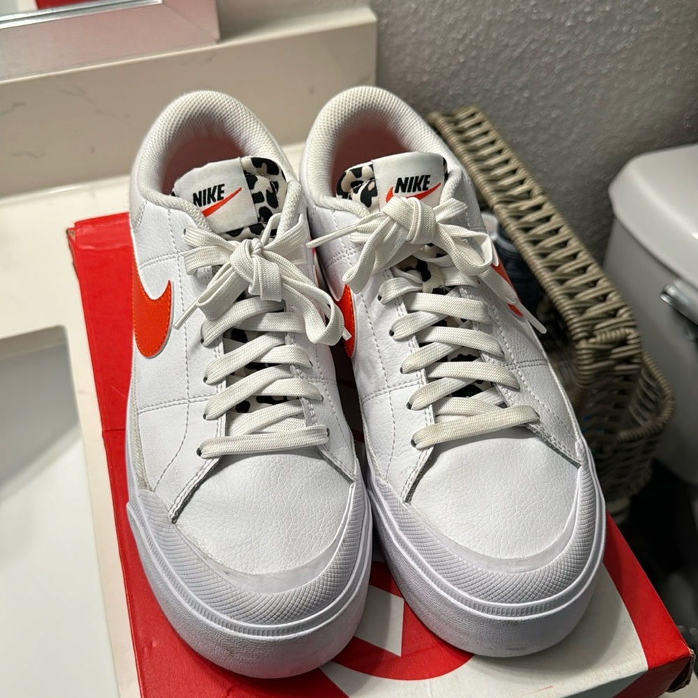 Nike - Court Legacy Lift Sneakers